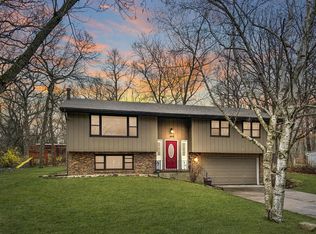 445 Iroquois St, Schererville, IN 46375