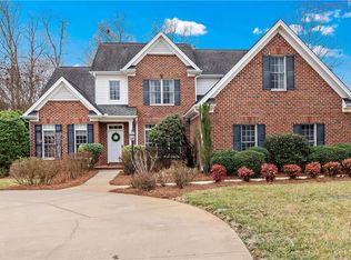 3935 Rosebriar Ln, Winston Salem, NC 27106
