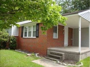 714 Barn St, Jacksonville, NC 28540
