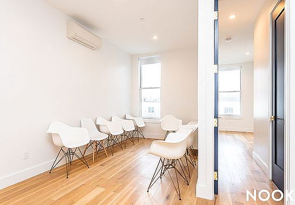 4th image of 739 Park Ave #5A