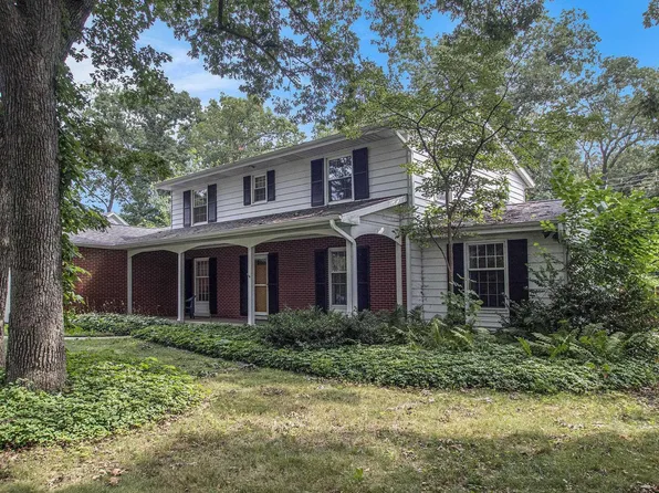 1506 Dogwood Dr, Elkhart, IN 46514