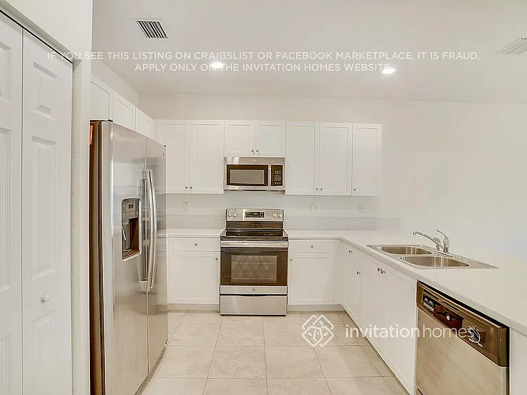 3373 W 105th Ter — Photo 6
