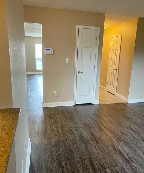 37 Laiken Ct — Photo 5