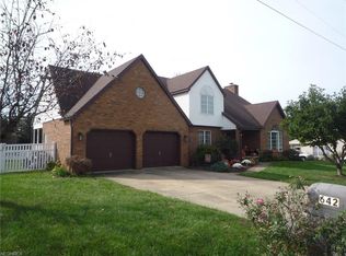 642 Walnut Grv, Washington, WV 26181