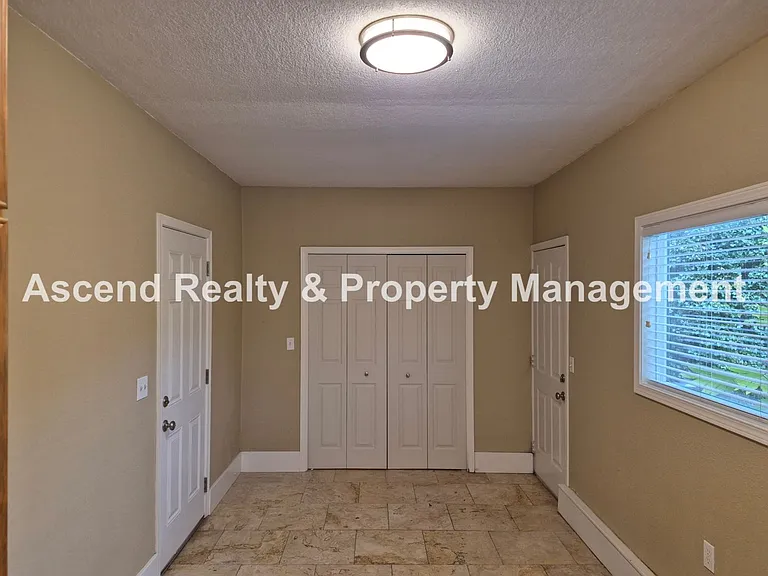 1490 NW 137th Ave — Photo 13
