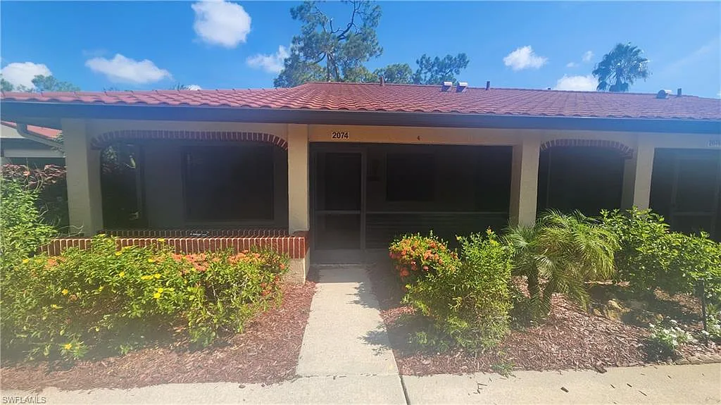 2 bed, 2.0 bath, 983 sqft, $1,800 — Photo 1