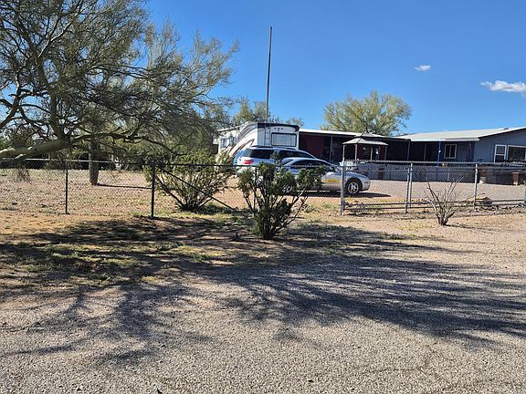 5th image of 1980 S Hilton Rd