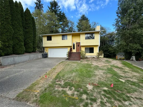 4095 SE Earls Court, Port Orchard, WA 98366