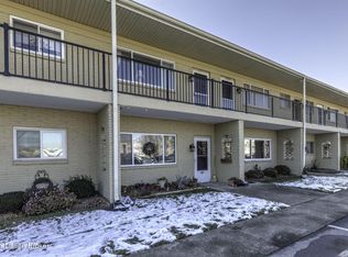 206 Casa Bella Ct, Louisville, KY 40220