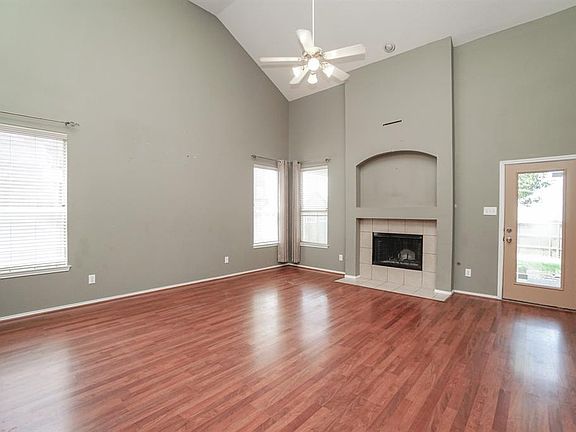 3rd image of 1335 Dove Brook Dr