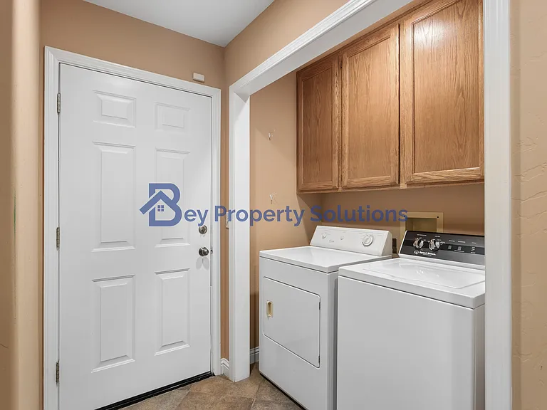 599 Woodland Dr — Photo 20