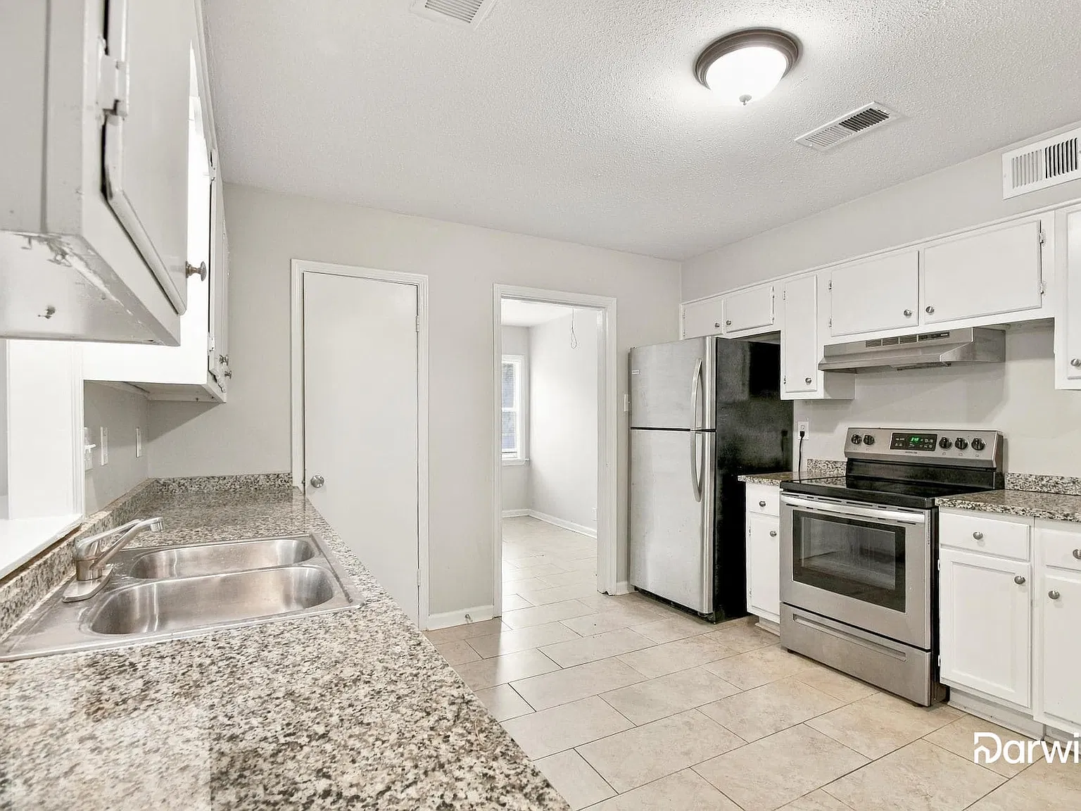 4 bed, 2.0 bath, 1790 sqft, $1,775 — Photo 4