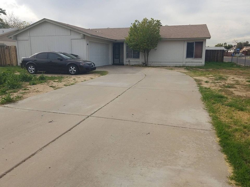 1st image of 3426 N 88th Ln