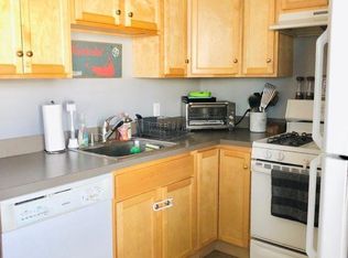 637 E Broadway #2, Boston, MA 02127