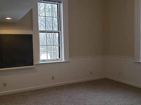 5th image of 8 Washington St APT C