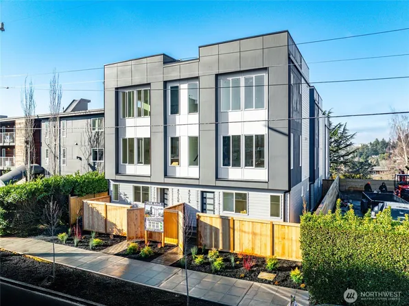 4517 44th Avenue SW, Seattle, WA 98116