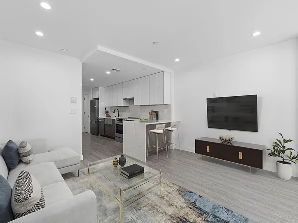 4640 Vernon Blvd #3B, Long Island City, NY 11101