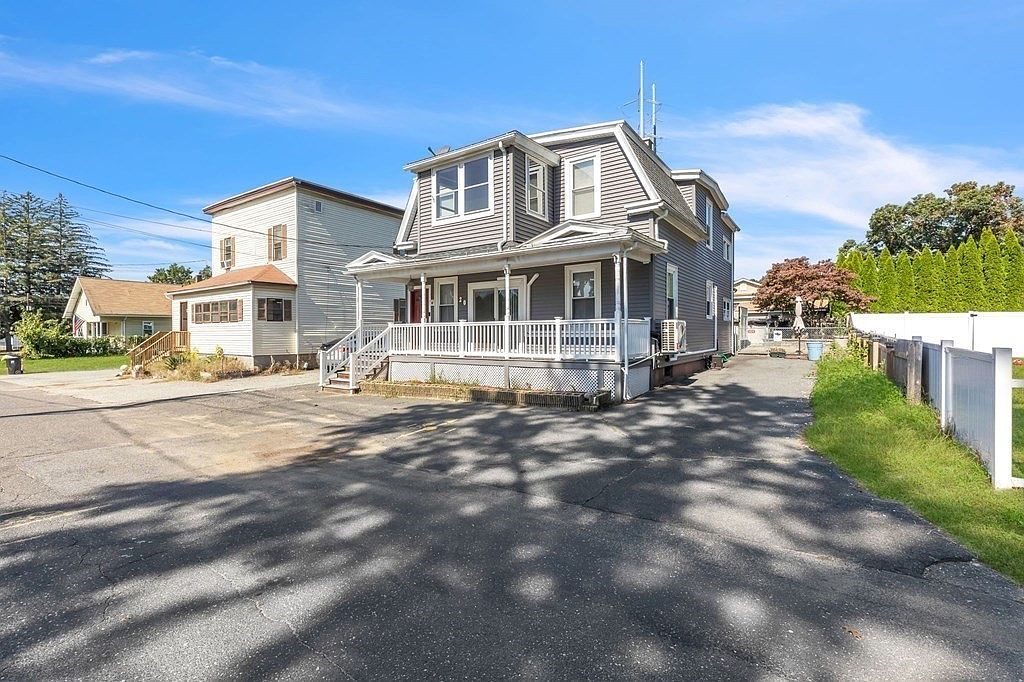 2022 Hawthorn St, Chicopee, MA 01020 Zillow