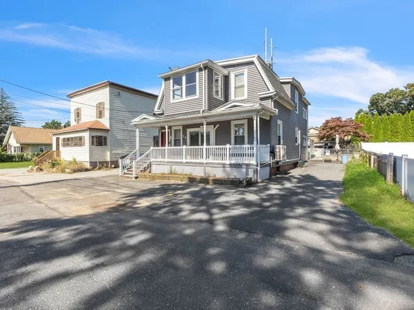 20-22 Hawthorn St, Chicopee, MA 01020