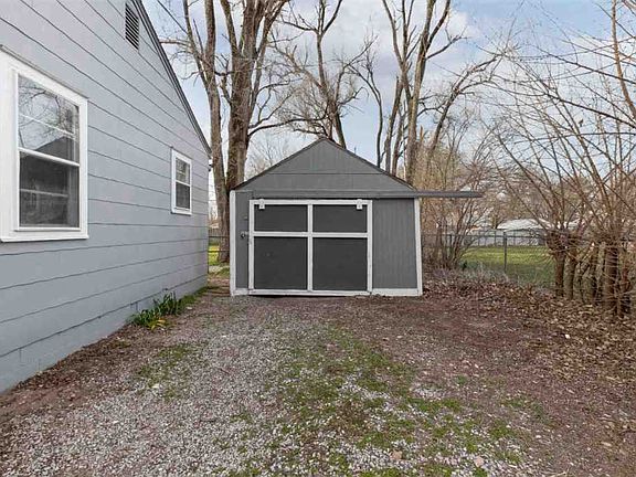 4th image of 517 W Sunrise Dr