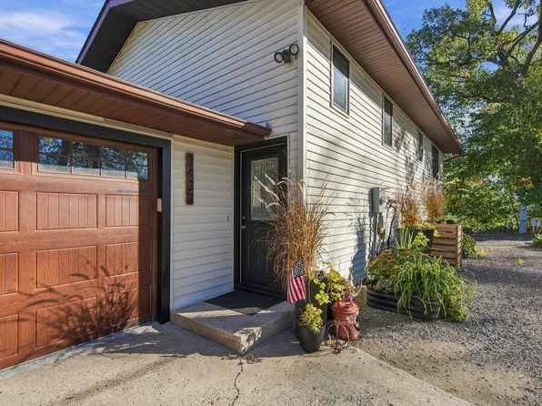 1437 Pulaski Rd, Buffalo, MN 55313