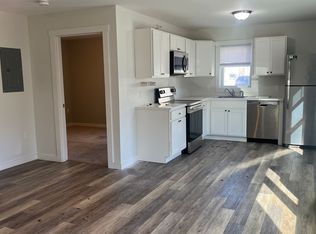72 Upper Main St #6, Morrisville, VT 05661