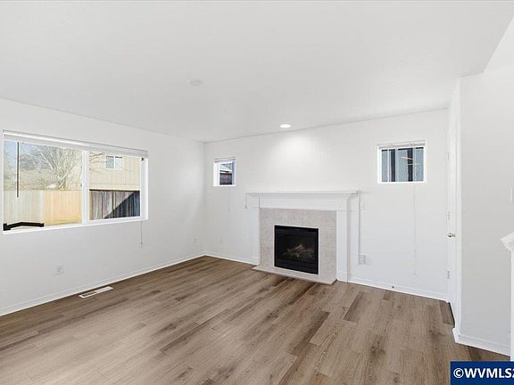 5th image of 4227 Dogwood Ave SE