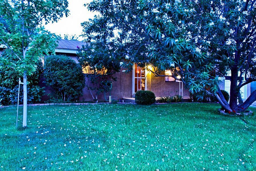 1st image of 2818 Cagua Dr NE