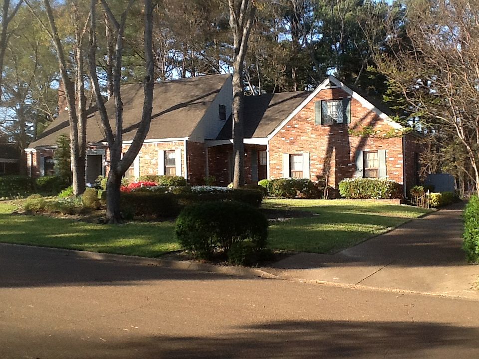 2nd image of 8294 Whispering Pines Cir