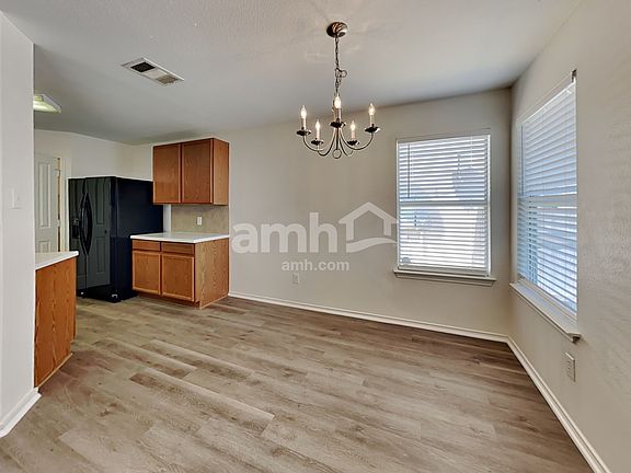 4th image of 4906 Braden Gate