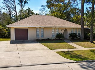315 Woodcrest Dr, Slidell, LA 70458