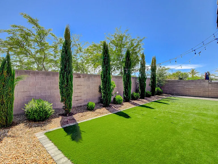 7858 Romulan St — Photo 50