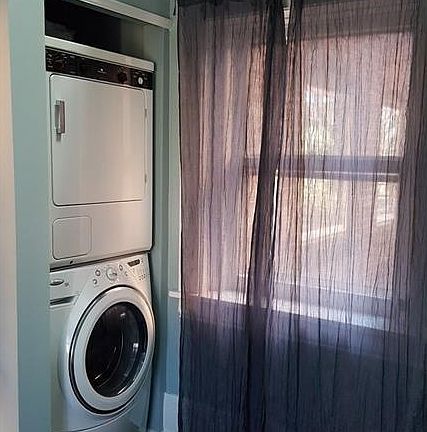 5th image of 1406 W 81st St #1406