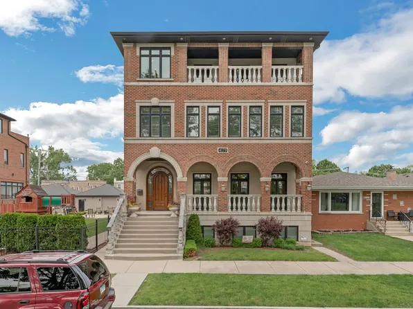 4179 S Lowe Ave, Chicago, IL 60609