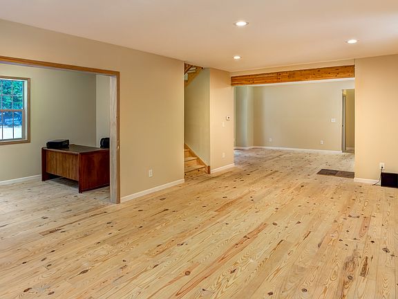 4th image of 1227 Lakeview St