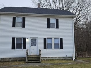 378 Boston Rd W, Palmer, MA 01057