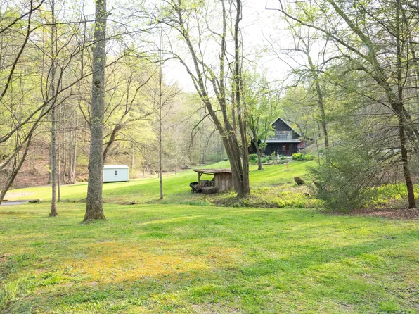 243 Ironsburg Rd, Tellico Plains, TN 37385