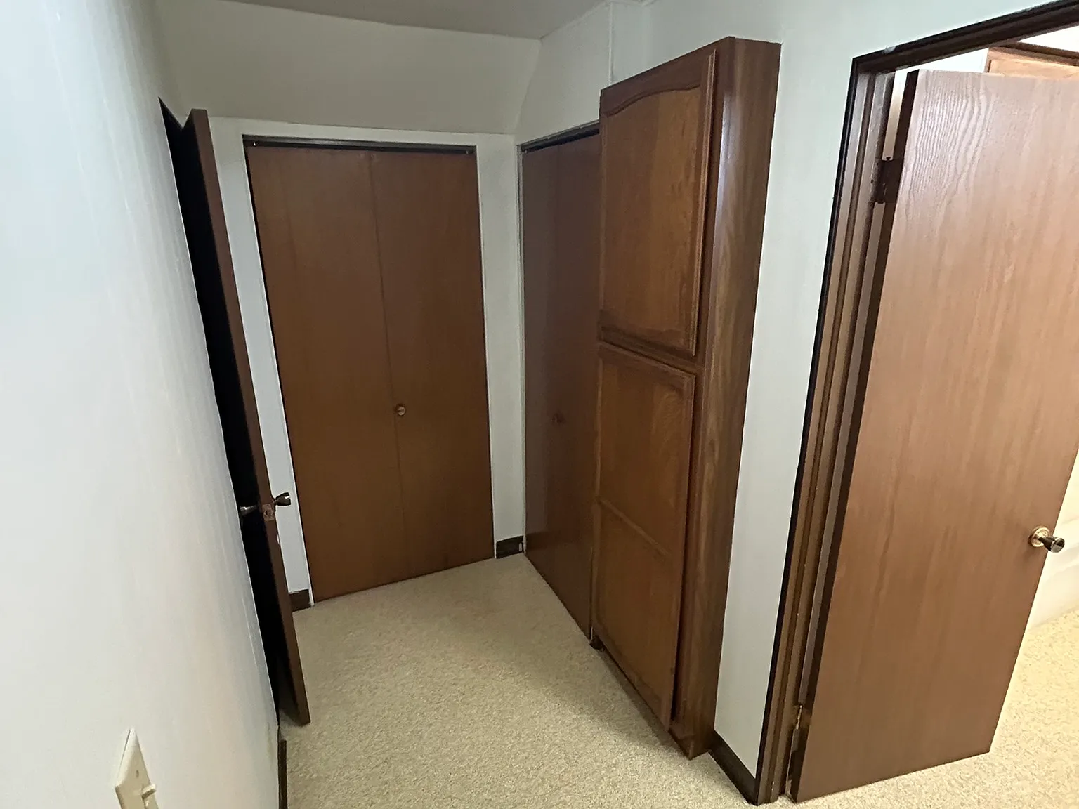 1 bed, 900 sqft, $995 — Photo 1