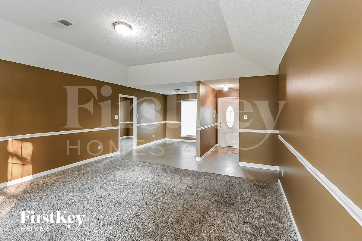 Building Photo - 4596 Berrypick Ln S