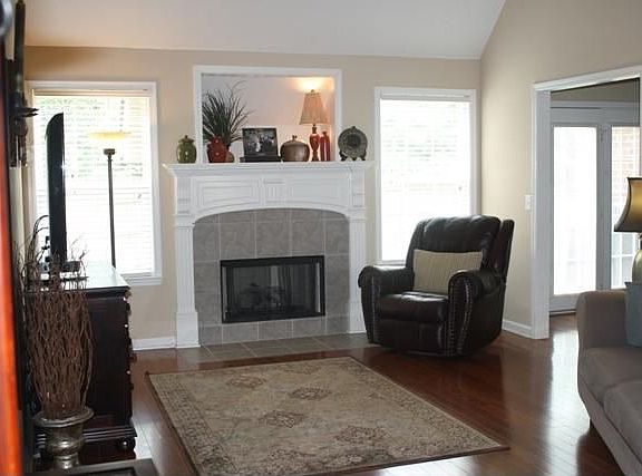 3rd image of 2717 Westhaven Dr