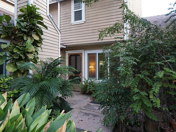 Private front entrance