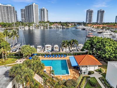 3500 Magellan Circle #715, Aventura, FL, 33180