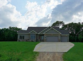 5529 195th Ave NE, New London, MN 56273