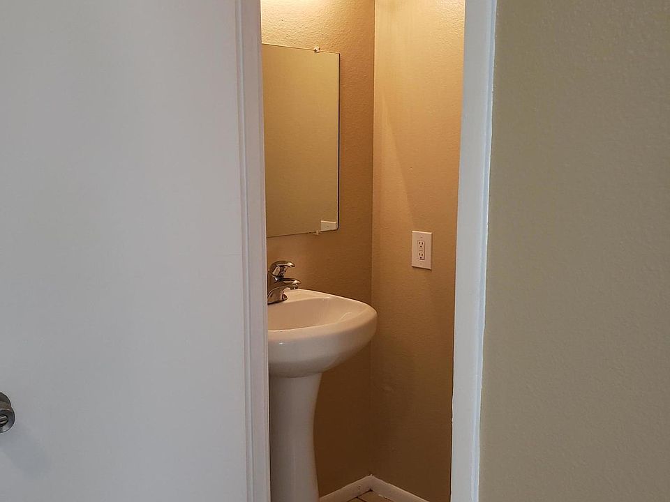 1st image of 8429 N 34th Ave