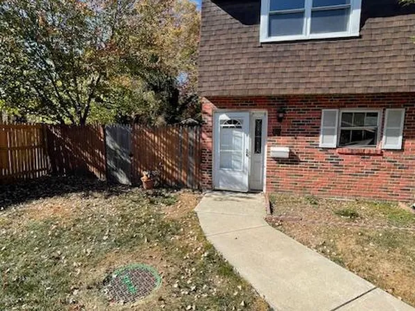 80 La Cascata, Clementon, NJ 08021