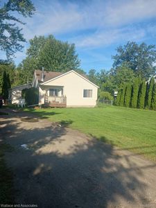 229 Pickford Rd, Kimball, MI, 48074