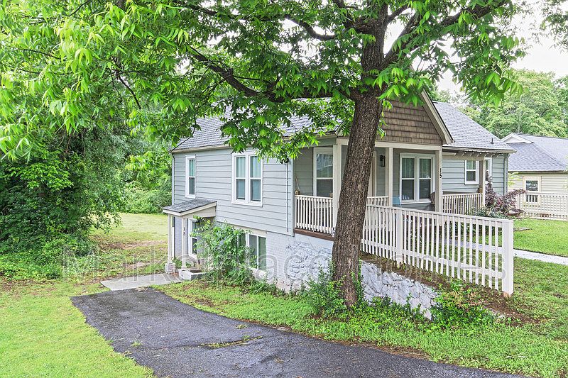 1st image of 15 Eastlan Dr Unit A