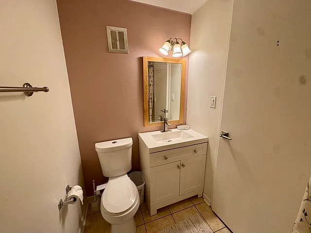 18 E Old Willow Rd #522N — Photo 15