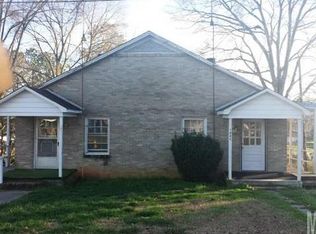 102 2nd Ave SW, Catawba, NC 28609