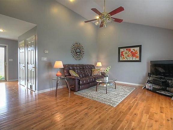 5th image of 502 Ballard Rd
